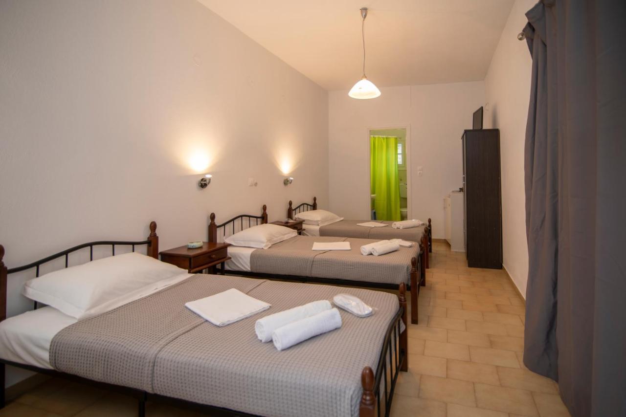 Prasini Gonia Bed and Breakfast Platis Gialos  Exteriör bild